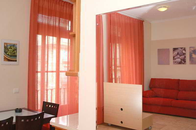 Living Valencia Apartments - Merced Exterior foto