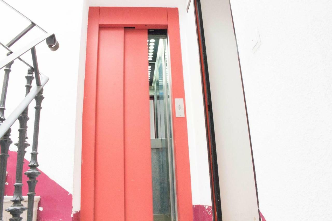 Living Valencia Apartments - Merced Exterior foto